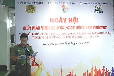 Tuổi trẻ CATP tham gia ngày hội hiến máu tình nguyện “Giọt hồng yêu thương”